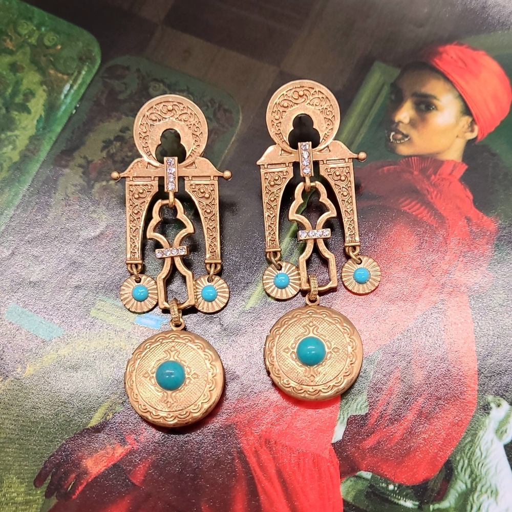 Vintage Estate Moraccan Palace Crystal Locket Gold Chandelier Earrings - Picture 2 of 15